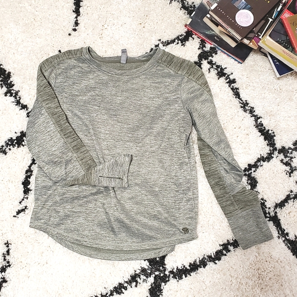 Mountain Hardware Sweatshirt